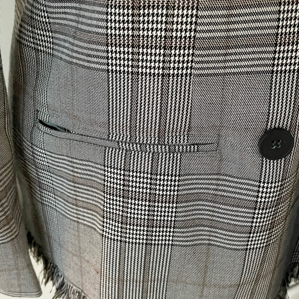Romeo & Juliet Couture | Black/White/Red Plaid Open Front Fringed Blazer *NWT* - Picture 7 of 15